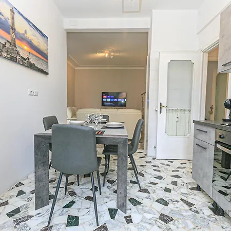 شقة Magnolia House 3 Bedrooms And 3 Private Parking By Ml White House جنوة