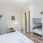 Magnolia House 3 Bedrooms And 3 Private Parking By Ml White House Cenova