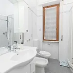Magnolia House 3 Bedrooms And 3 Private Parking By Ml White House *