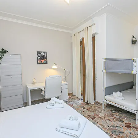 Magnolia House 3 Bedrooms And 3 Private Parking By Ml White House Genova