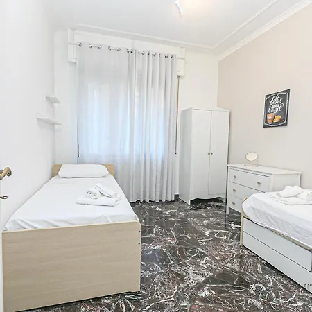 Apartmán Magnolia House 3 Bedrooms And 3 Private Parking By Ml White House *