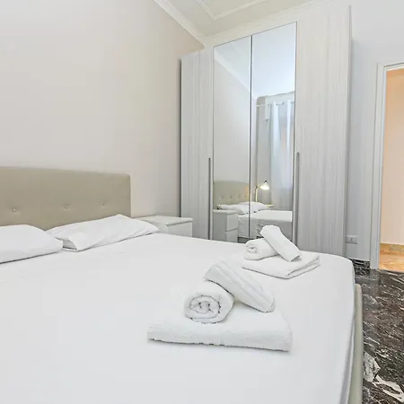 Magnolia House 3 Bedrooms And 3 Private Parking By Ml White House *