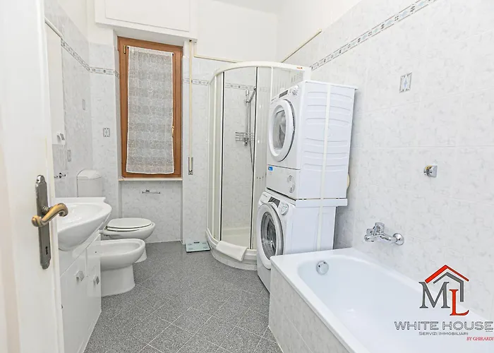 شقة Magnolia House 3 Bedrooms And Parking By Ml White House جنوة