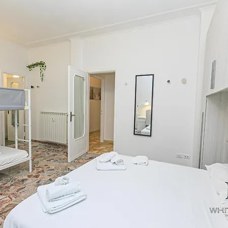 Magnolia House 3 Bedrooms And 3 Private Parking By Ml White House Apartament Genua