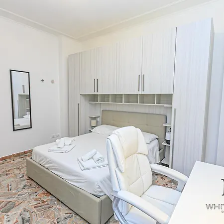Lägenhet Magnolia House 3 Bedrooms And 3 Private Parking By Ml White House